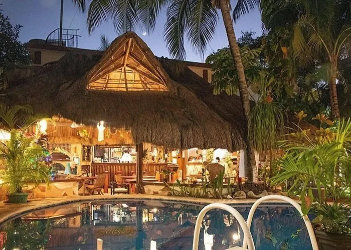 Cocos Adults Only 3*